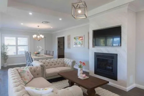 WineCountry Holiday House - Image 1
