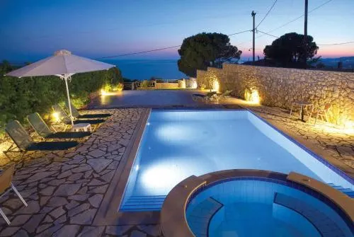 Vasiliki Lassi Kefalonia - Image 1