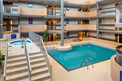 Best Western Plus Village Park Inn - Image 1