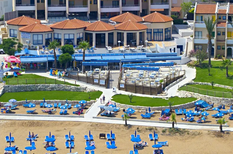 MyroAndrou Hotel Apartments - Image 1