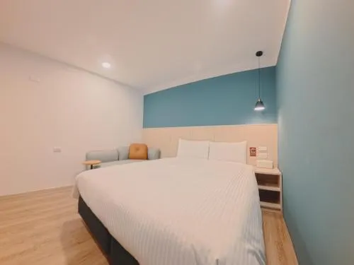 Yoshi Hotel - Image 1