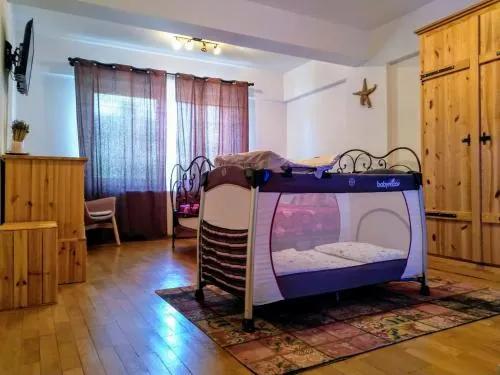 Silvia's Apartment - Image 1