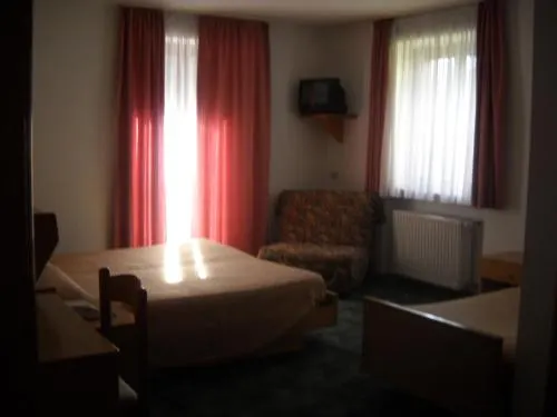 Albergo Chiara - Image 1