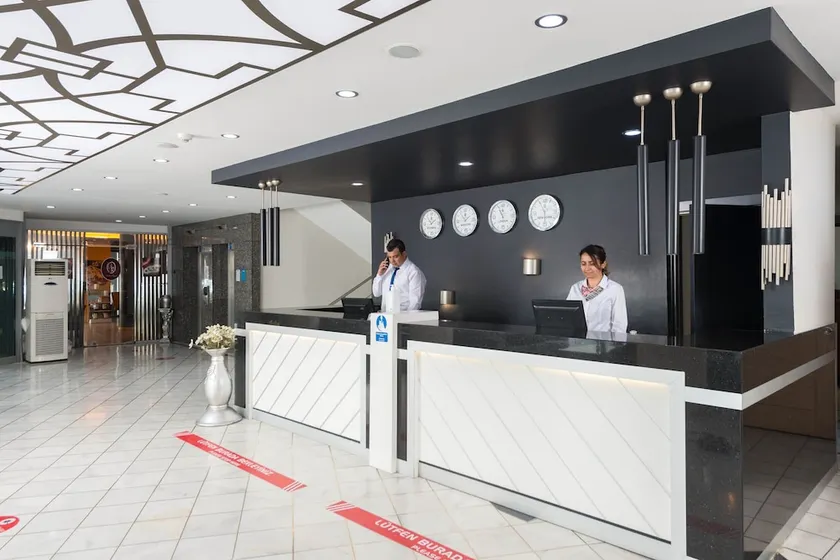 Hotel Izmir - Image 1