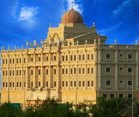 Riviera Palace - Image 1
