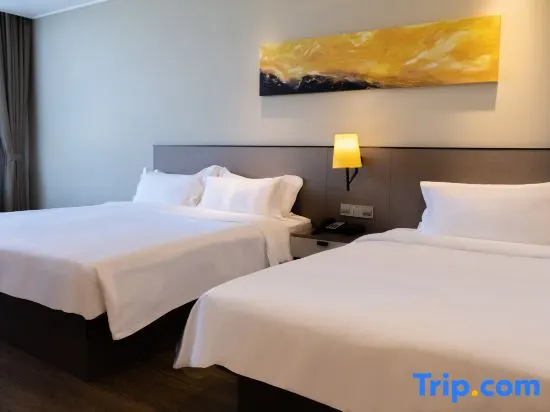 Longzhigang Hotel (Xi'an Xianyang International Airport Branch) - Image 1