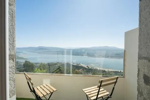 Alda Santa Trega - Image 1