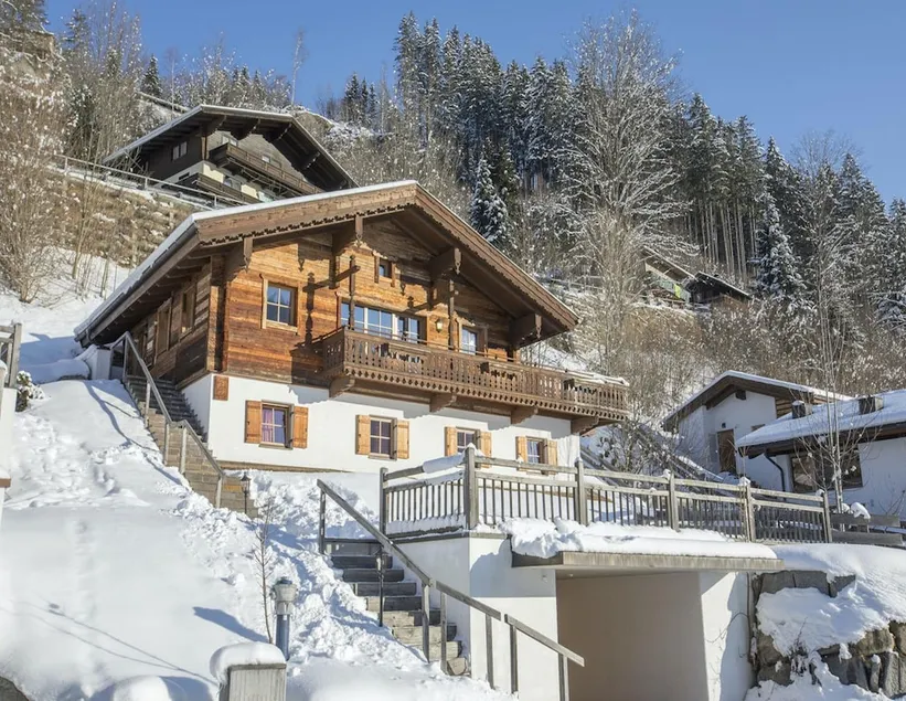 Restful Chalet in Wald-Königsleiten near Ski Bus - Image 1
