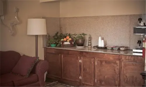 Luxury Inn and Suites Copperas Cove - Image 1