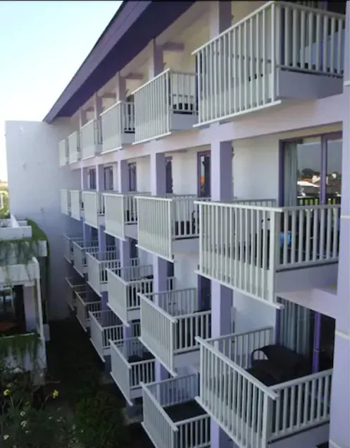 Instyle Hotel Kuta - Image 1