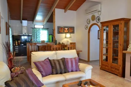 044 Inca Country House In Mallorca - Image 1