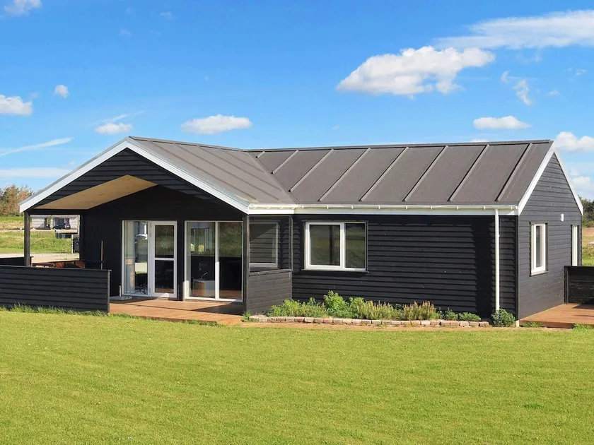 8 Person Holiday Home in Lokken-by Traum - Image 1