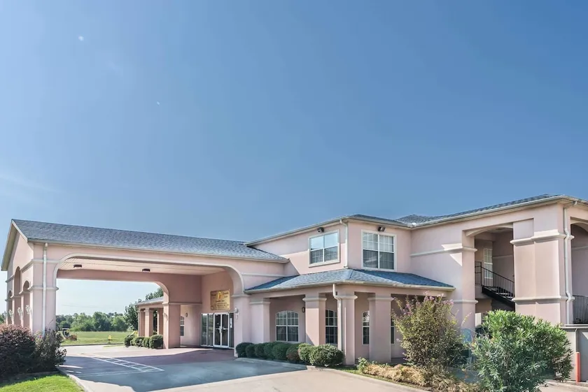 Super 8 By Wyndham Greenville - Image 1