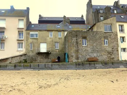 Apartment Dauphine - Image 1