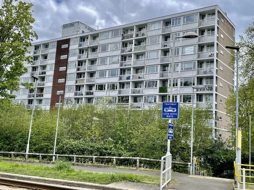 Manchester - 1 Bedroom - Sleeps 3 - Free Parking - Image 1