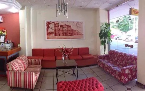 Turis Hotel - Image 1