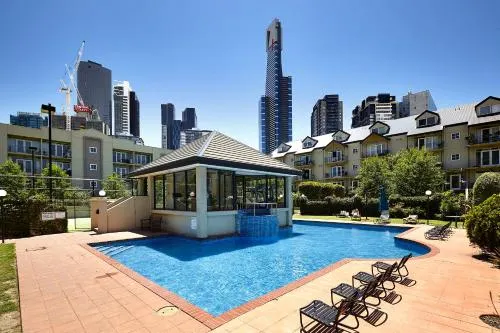 Melbourne Luxury Paradise - Image 1