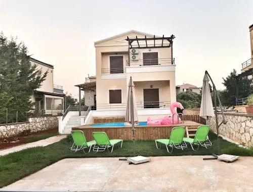 M&m Villa - Image 1