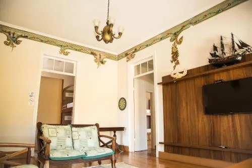 Casarao Hostel - Image 1