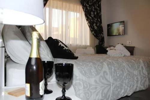 Cosy Home - Image 1