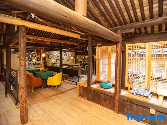 Xiaoyin Jiatang Boutique Guesthouse - Image 1
