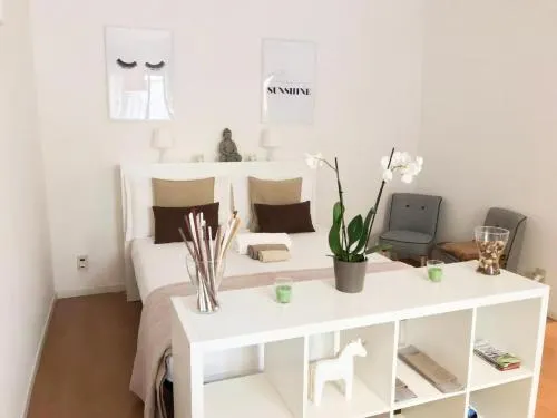 Milano Center White - Image 1