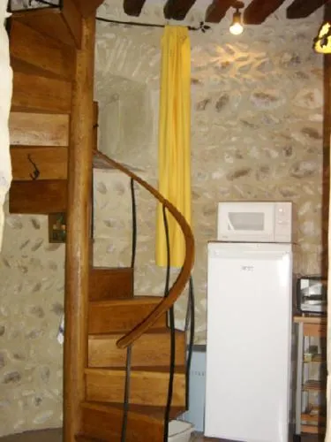 Holiday Home Chateaux Du Cros - Image 1