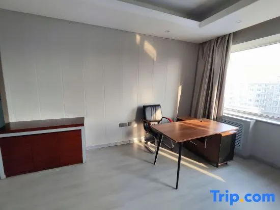 Xincheng Yangguang Business Apartment - Image 1