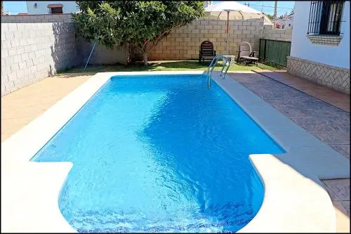 Chalet en Barrio Nuevo - Image 1