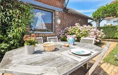 1 bedroom accommodation in Luneray - Image 1