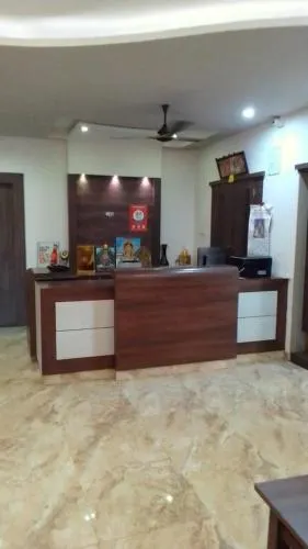 Vels Hotel - Image 1