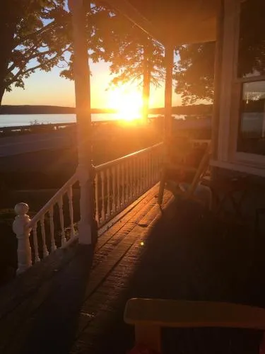 Toba's Bed & Breakfast - Image 1