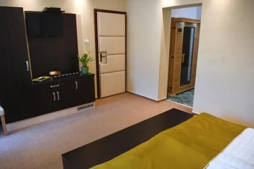 Wellness Villa - Image 1