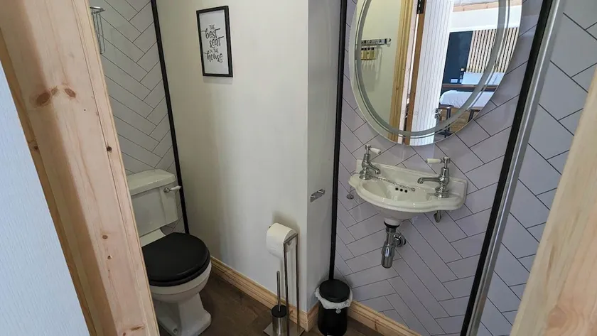 Rhiw Goch Inn Holiday Home - Image 1