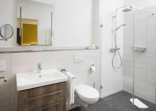 No. 12! Apartmenthaus - Image 1