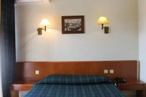 Hotel Havanesa - Image 1