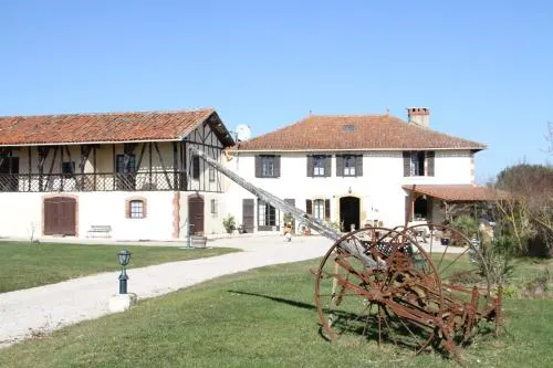 Aou Carde - Image 1