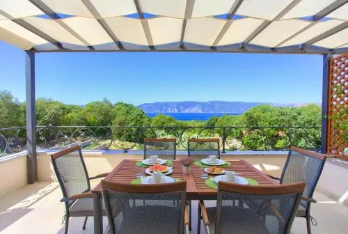 Luxury Apartments Villa Stina - Image 1