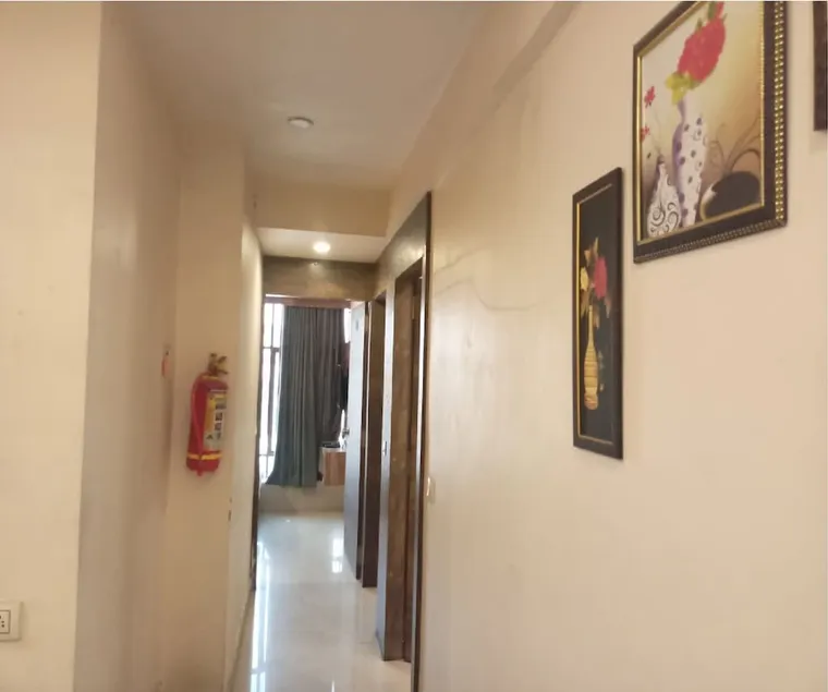Hotel Dream Stay - Image 1