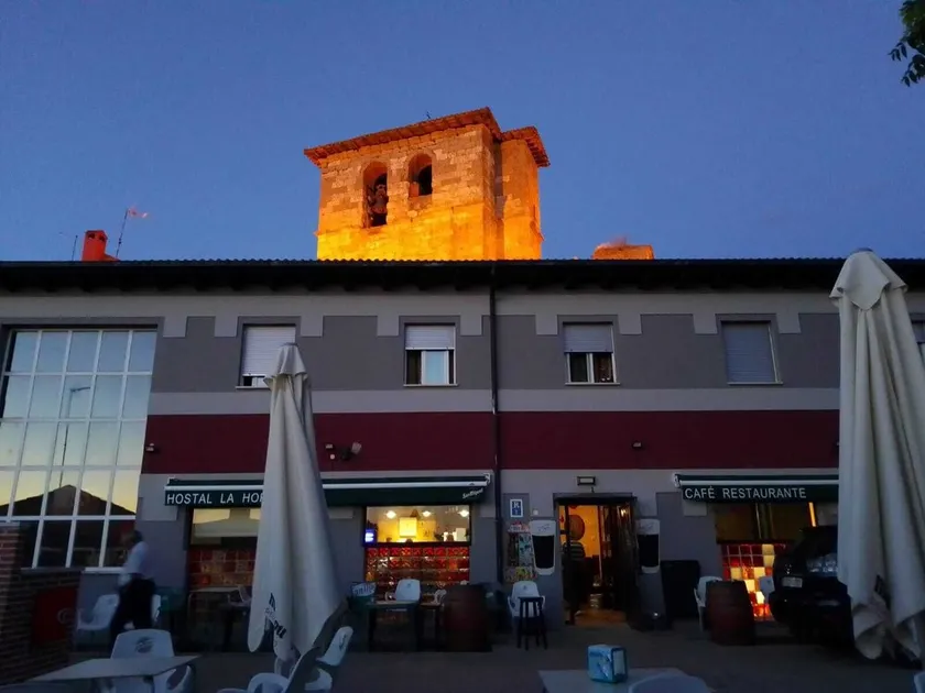 Hostal La Horra - Image 1