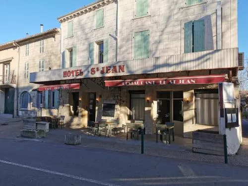 Le Saint Jean Hotel Bar Restaurant - Barbentane - Image 1