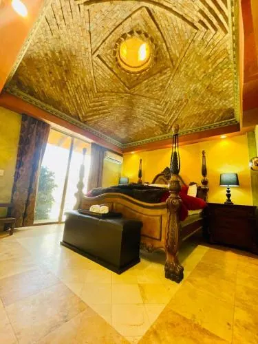 Luxury s house - Image 1