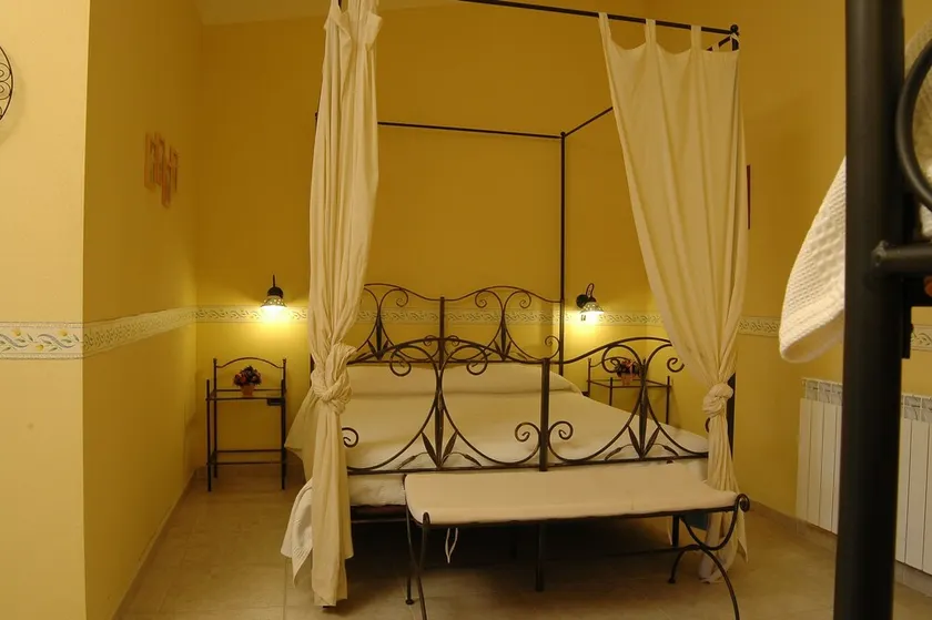 La Locanda Il Trovatore B&B - Image 1