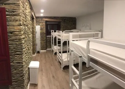ALBERGUE CASTELOS - Image 1