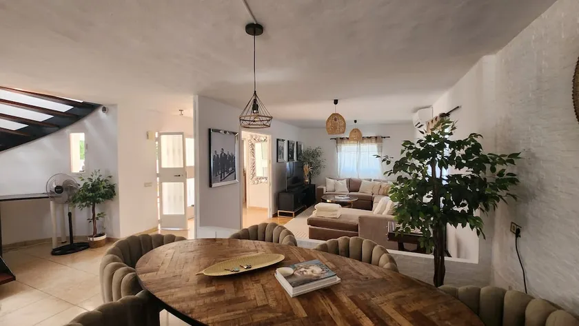 Ibiza Sunshine Hideaway - Image 1