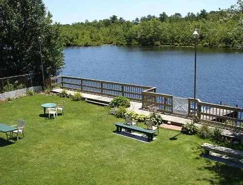Swiss Motel Riverhead - Image 1