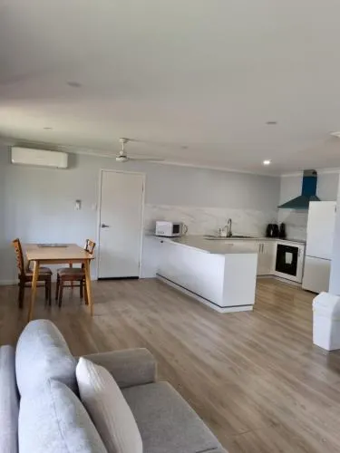 Markwell St Villas - Image 1