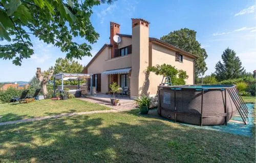 Cozy Home In Pazin With Jacuzzi - Image 1