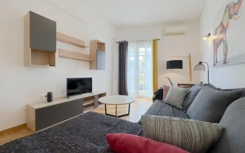 Fedriadon Cozy 70 sqm apt Athens - Image 1