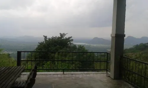 Hotel Mandira Kanda - Image 1